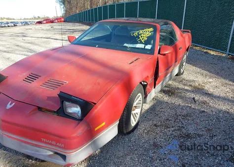 1985 Pontiac Firebird Trans Am from USA, damaged, VIN 1G2FW87H3FN208733